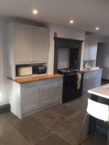  dovetail drawers on kitchen and furniture projects